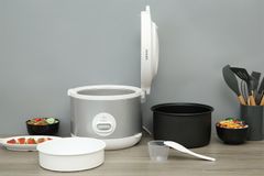 Nồi cơm nắp gài Philips 1.8 lít HD3008/30