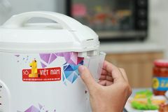 Nồi cơm nắp gài Sharp 1.8 lít KS-18TJV