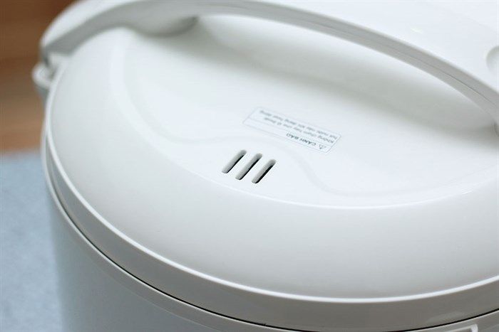 Nồi cơm nắp gài Sharp 1.8 lít KS-18TJV