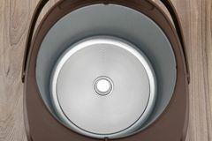 Nồi cơm điện tử Comfee 1.8 lít CR-FD1820B