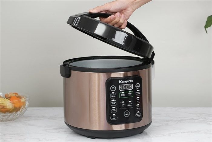 Nồi cơm điện tử Kangaroo 1.8 lít KG18DR6