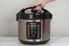Nồi cơm điện tử Kangaroo 1.8 lít KG18DR6