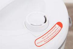 Nồi cơm nắp gài Happycook 1.8 lít HCJ-1822