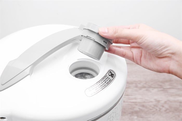 Nồi cơm nắp gài Sunhouse 1.8 lít SHD8603