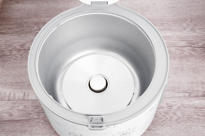 Nồi cơm nắp gài Sunhouse 1.8 lít SHD8603