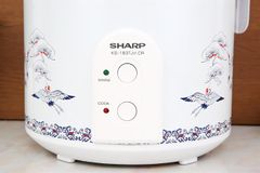 Nồi cơm nắp gài Sharp 1.8 lít KS-183TJV-CR