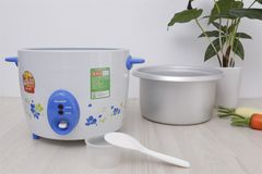Nồi cơm nắp rời Sharp 2.8 lít KSH-D28V
