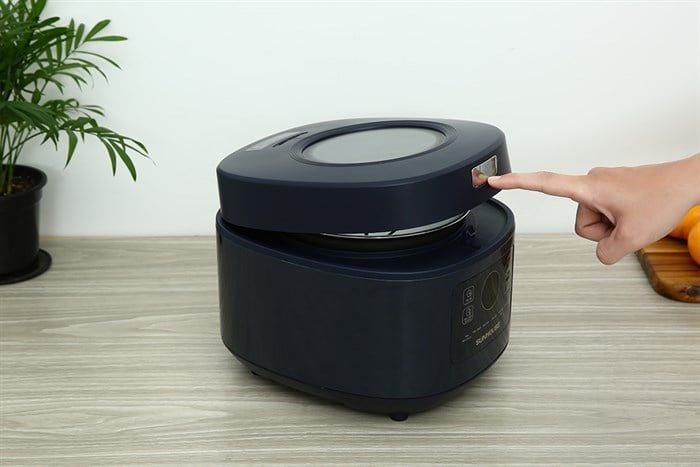 Nồi cơm điện tử Sunhouse 1 lít SHD8802