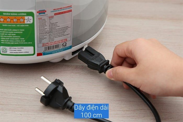 Nồi cơm nắp gài Sunhouse 1.8 lít SHD8602