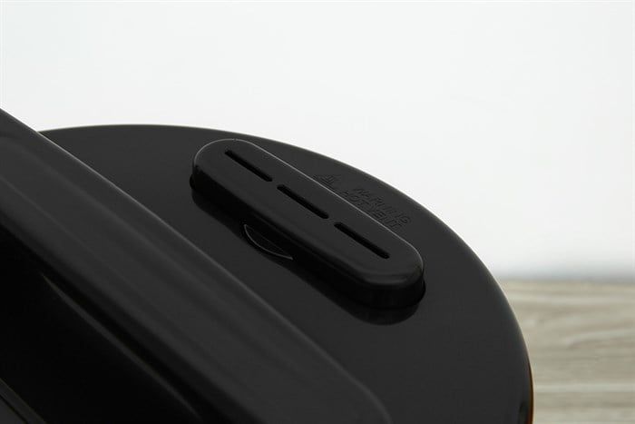 Nồi cơm nắp gài Sunhouse 1.8 lít SHD8630