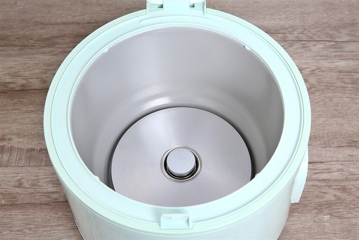 Nồi cơm nắp gài Sunhouse Mama 1.8 lít SHD8665B