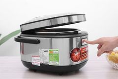 Nồi cơm điện tử Sunhouse mama 1.8 lít SHD8903
