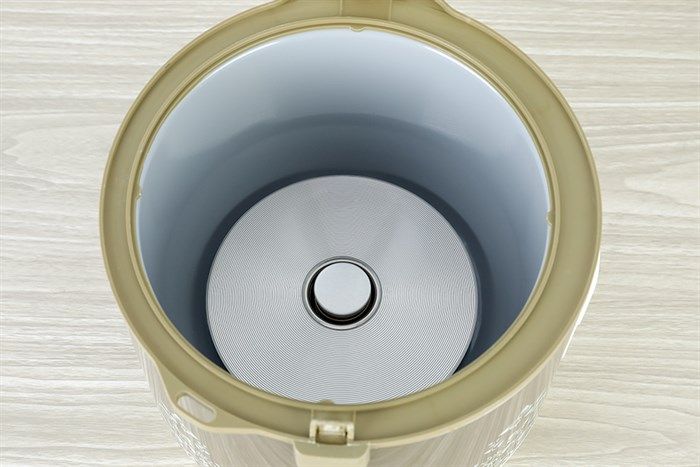 Nồi cơm nắp gài Sunhouse 1.8 lít SHD 8616