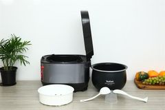Nồi cơm điện tử Tefal 1.8 lít Delirice Plus RK776B68