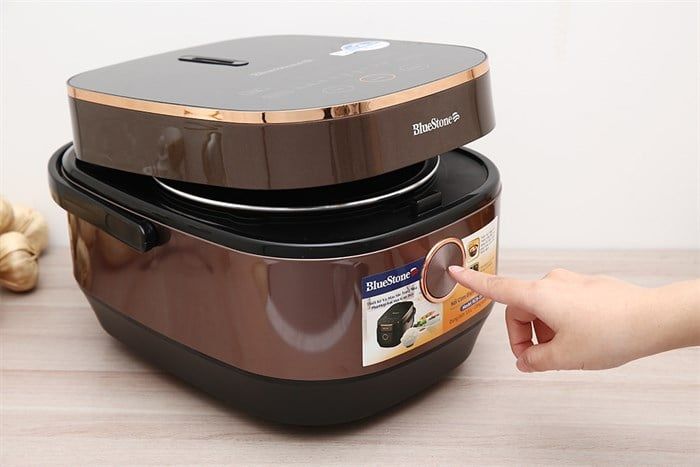 Nồi cơm điện tử BlueStone 1.5 lít RCB-5949