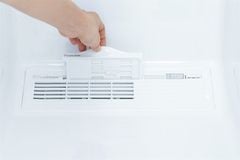 Tủ chăm sóc quần áo thông minh LG Styler Inverter 5 móc S5MB
