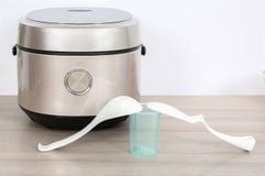 Nồi cơm điện tử Kangaroo 1.5 lít KG15DR10