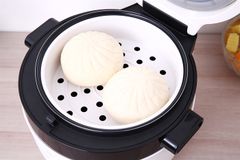 Nồi cơm điện tử Kangaroo 1.8 lít KG18DR9