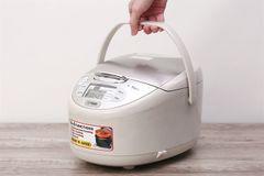 Nồi cơm điện tử Tiger 1 lít JAX-S10W