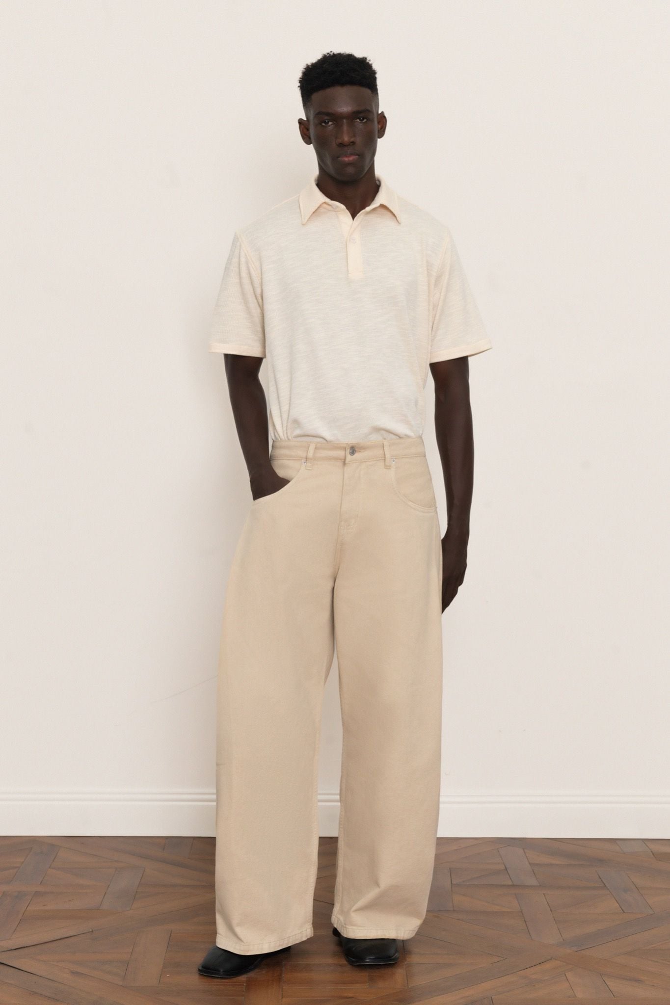  SIDE PLEAT WIDE LEG JEANS 