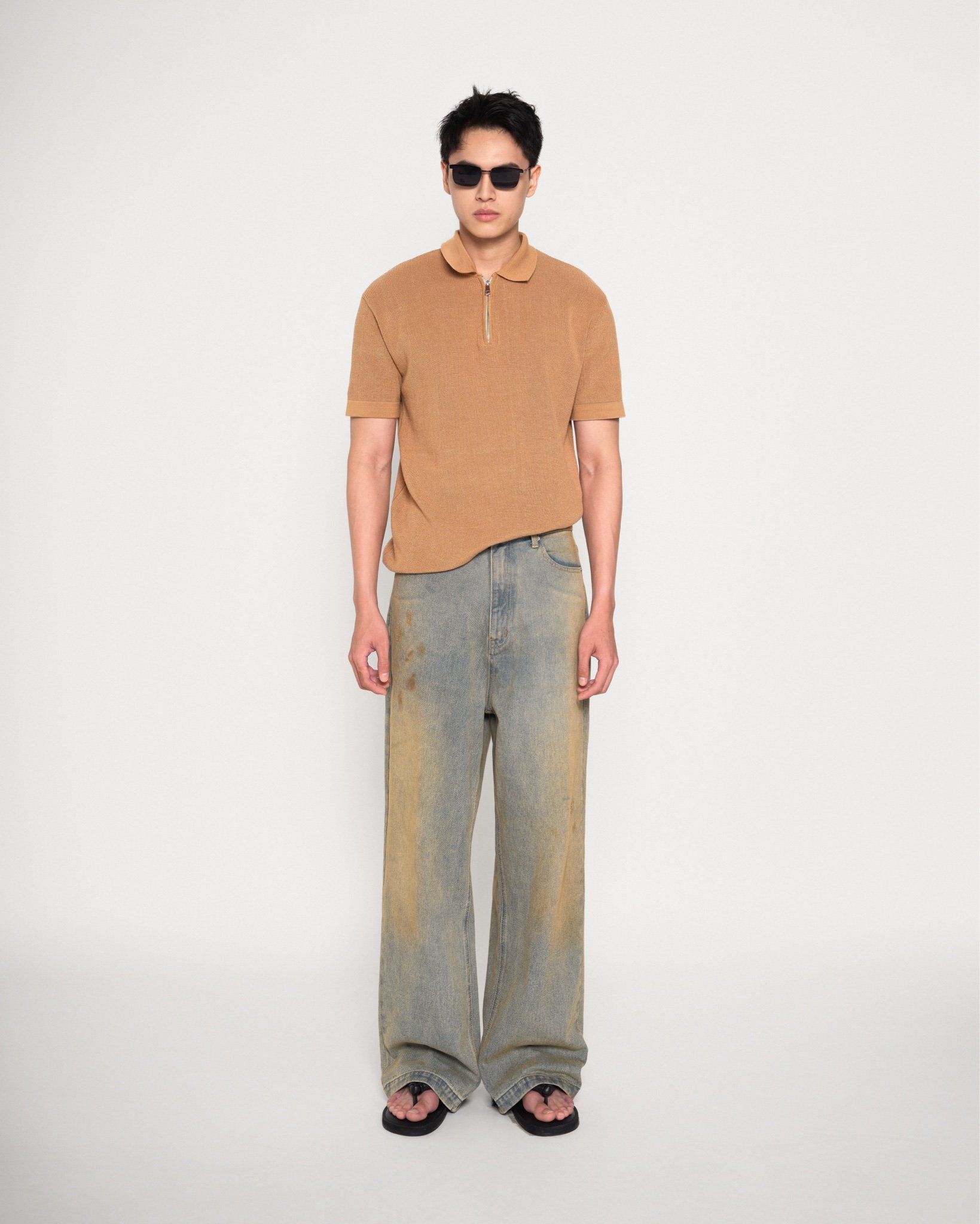  SMUDGE STRAIGHT FIT JEANS 