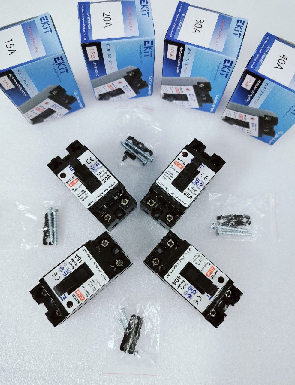 APTOMAT 40A – HANSONIC