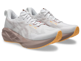  Giày Chạy Road Nữ Asics Novablast 5 - White/Fawn 
