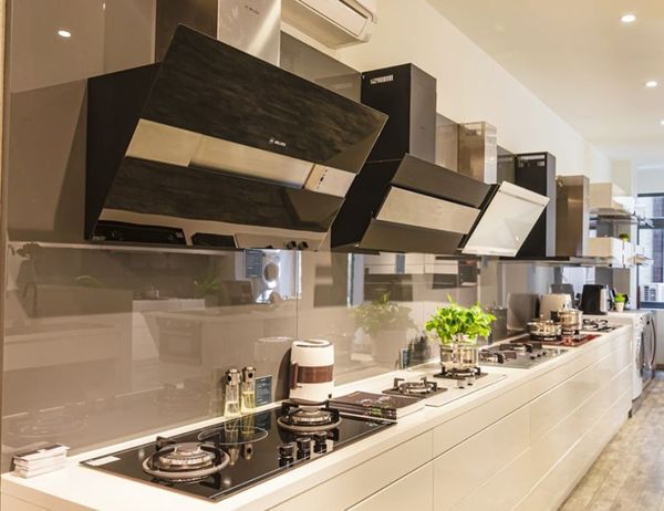 Máy hút mùi áp tường Malloca Horizon K1574