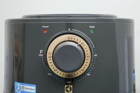 Nồi chiên không dầu Electrolux E6AF1-220K 3 lít