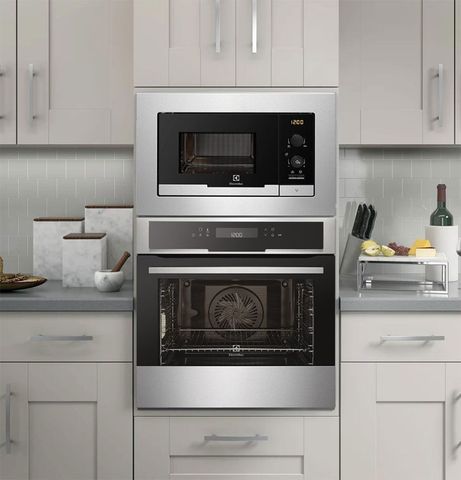 Lò vi sóng âm có nướng Electrolux EMS2085X 20 lít