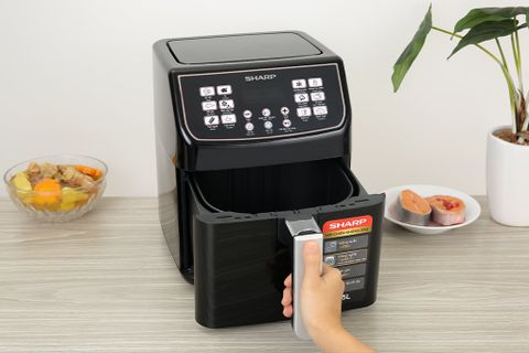 Nồi chiên không dầu Sharp KF-AF55EV-BK 5.5 lít