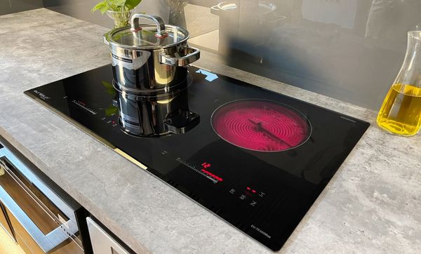 Bếp điện từ Eurosun EU-TE509Max Inverter 2 vùng nấu 12 công suất kính Platium