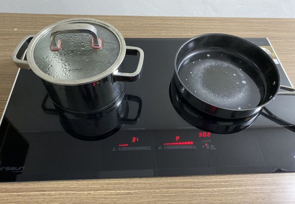 Bếp từ Eurosun EU-T896G kính Schott Ceran 2 vùng nấu 9 công suất Inverter