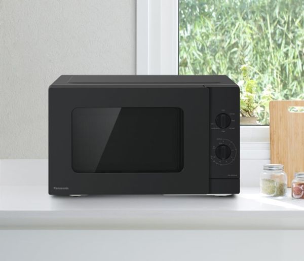 Lò vi sóng Panasonic NN-GM34NBYUE 24L 1000W 4 chức năng nấu