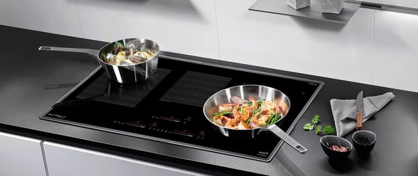 Bếp từ Eurosun EU-TE388MAX kính Schott Ceran 3 vùng nấu Inverter 9 công suất