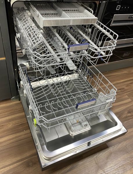 Máy rửa bát Eurosun SMS78EU12ES 2 khay chứa cơ động + 1 giỏ để đũa ly cốc 9 chương trình rửa