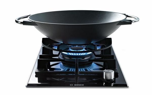 Bếp gas Bosch PPC6A6B20 3 vùng nấu thép không gỉ 8000W Đầu đốt Wok úm xoay