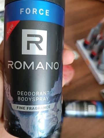 ROMANO_Xịt Khử Mùi Toàn Thân Hương Nam Tính Force 195ml