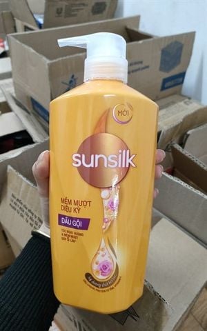 Sunsilk_Dầu Gội Mềm Mượt Diệu Kỳ Mới 650g