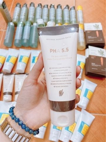 BYVIBES WB_Sữa Rửa Mặt Dịu Nhẹ PHA 5.5 150ml
