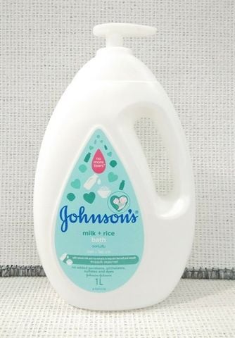 Johnsons_Sữa Tắm Chứa Sữa Và Gạo 1000ml