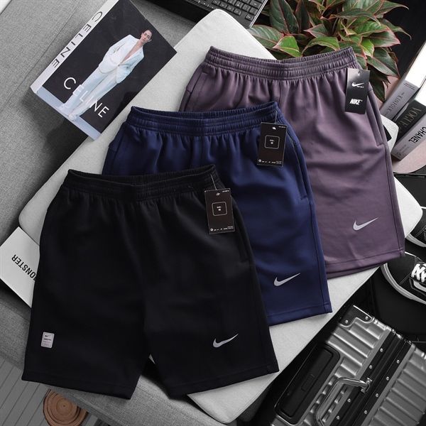 Quần đùi Nike - xanh đen logo trắng