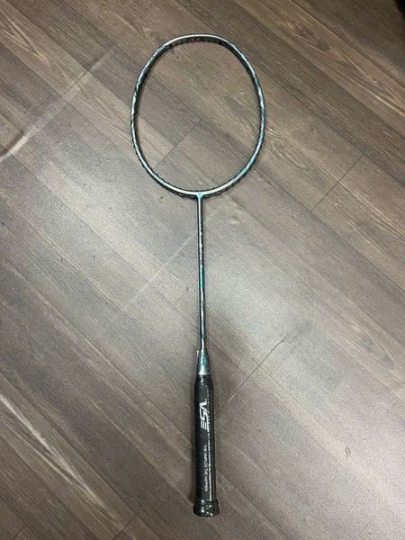 Vợt Cầu Lông VS TITAN 7 PRO – Nâng cấp tốc độ & sức mạnh
