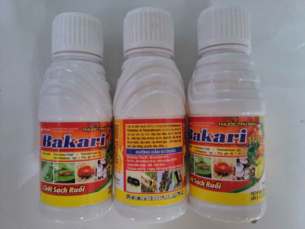 (100ml) BAKARI 512EC: trừ sâu đục thân, bọ trĩ, sâu cuốn lá lúa, sâu vẽ bùa, nhện đỏ, bọ trĩ, rệp muội, rệp sáp, sùng hà