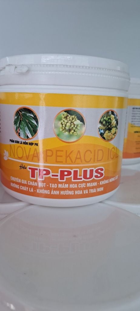 (500gam) Nova pekacid 0-60-20, Siêu tạo mầm hoa, kích ra hoa đồng loạt, chặn đọt, không gây cháy lá