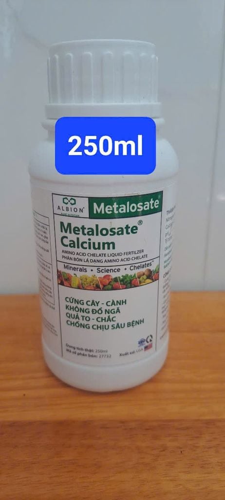 (Nhập khẩu Mỹ) Metalosate Calcium 100ml và 250ml: Phân Bón Lá Dạng Amino Acid Chelate Cứng cây - Cành, Không đổ ngã, Quả to - Chắc, Chống chịu sâu bệnh