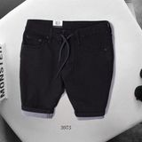  LEVIS SHORT 