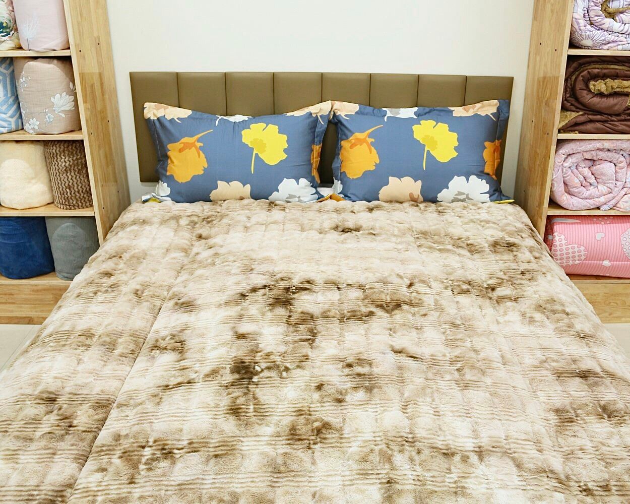  Chăn Queen Luxury Nekio Lông Thỏ Tuyết Nâu 