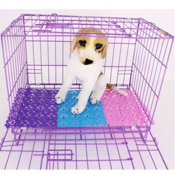 Tấm nhựa lót chuồng thú cưng, chống lọt chân, size 20x30cm