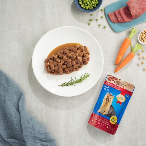 Pate cho Chó Smartheart dạng gói 130g, thành phần từ Thịt bò, thịt gà và Rau củ